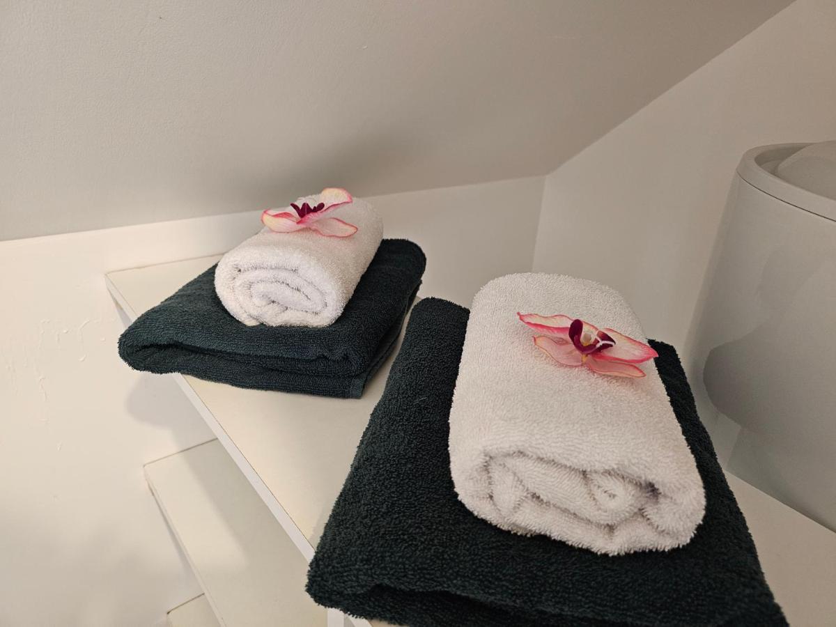 Logement de caractère en haute ville de Quimperlé Esterno foto